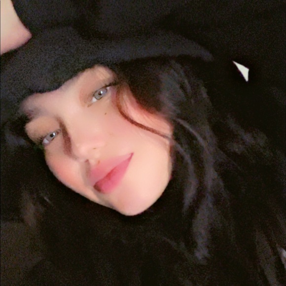 aprilholland922
